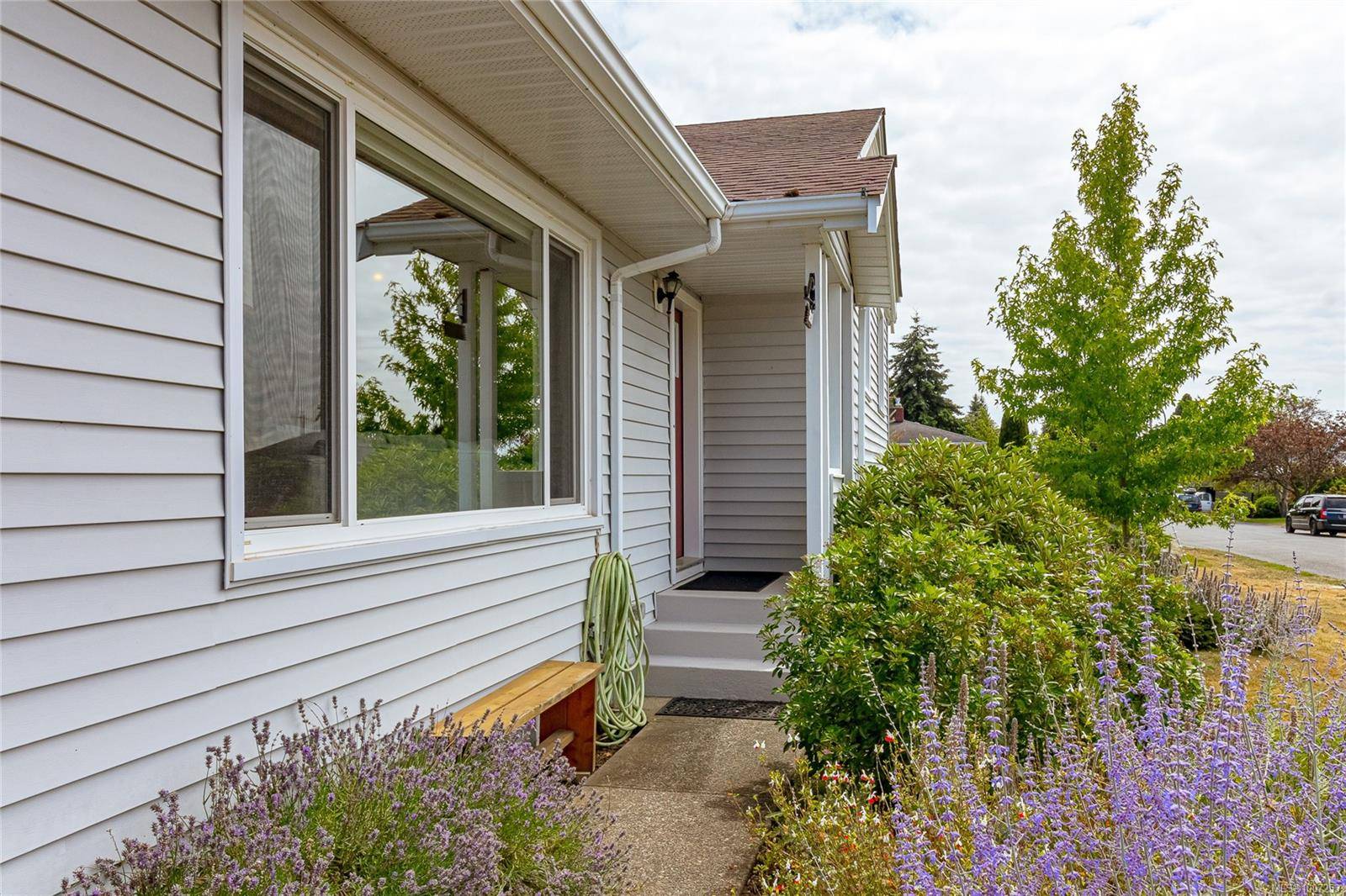 Saanich, BC V8P 4N8,3231 Frechette St