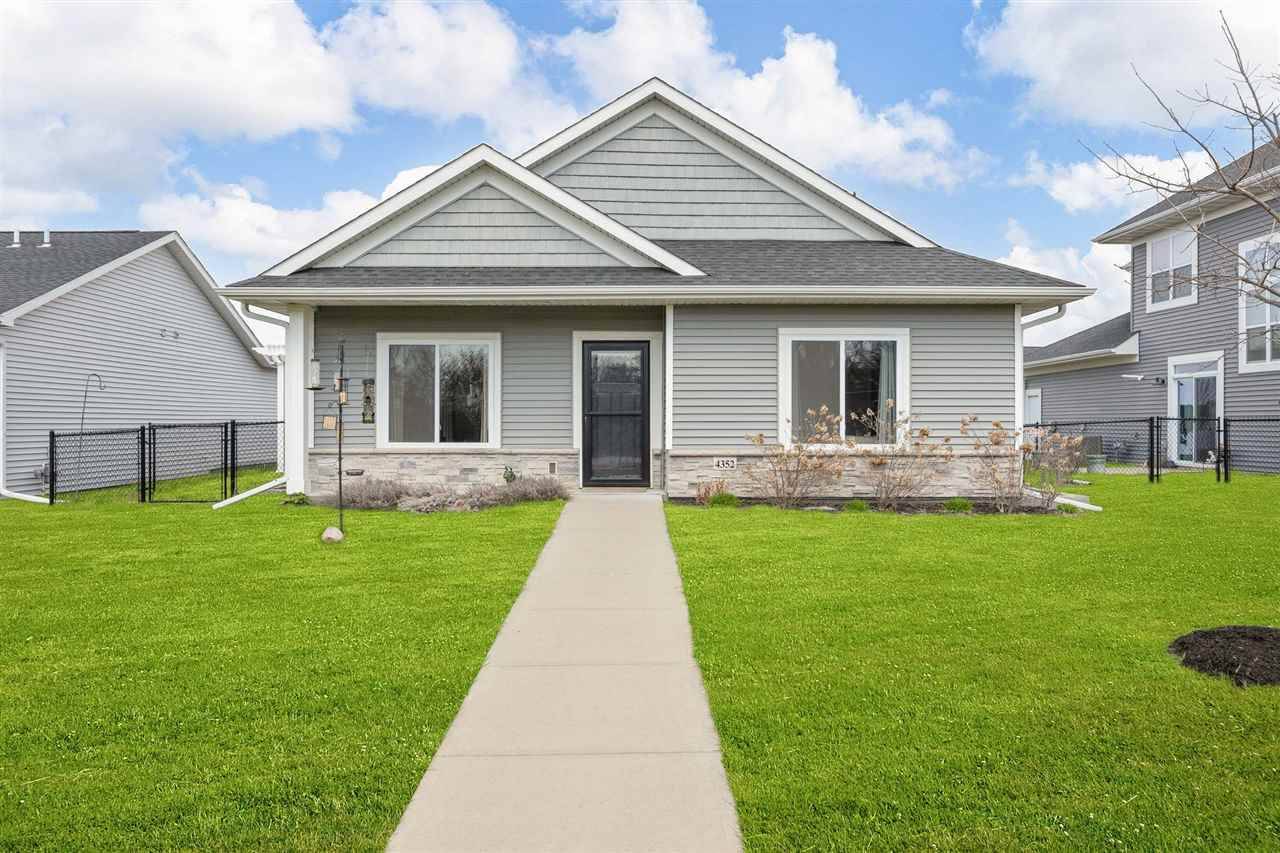 4352 Rohret Rd, Iowa City, IA 52246