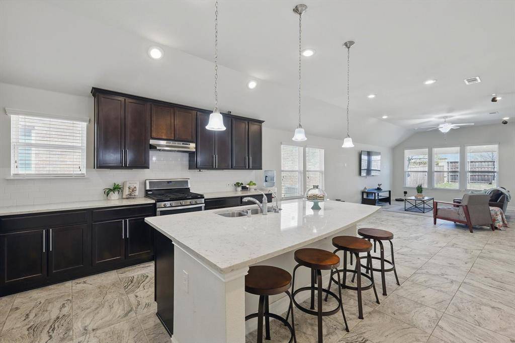 2225 Candler Club Way, Little Elm, TX 75068