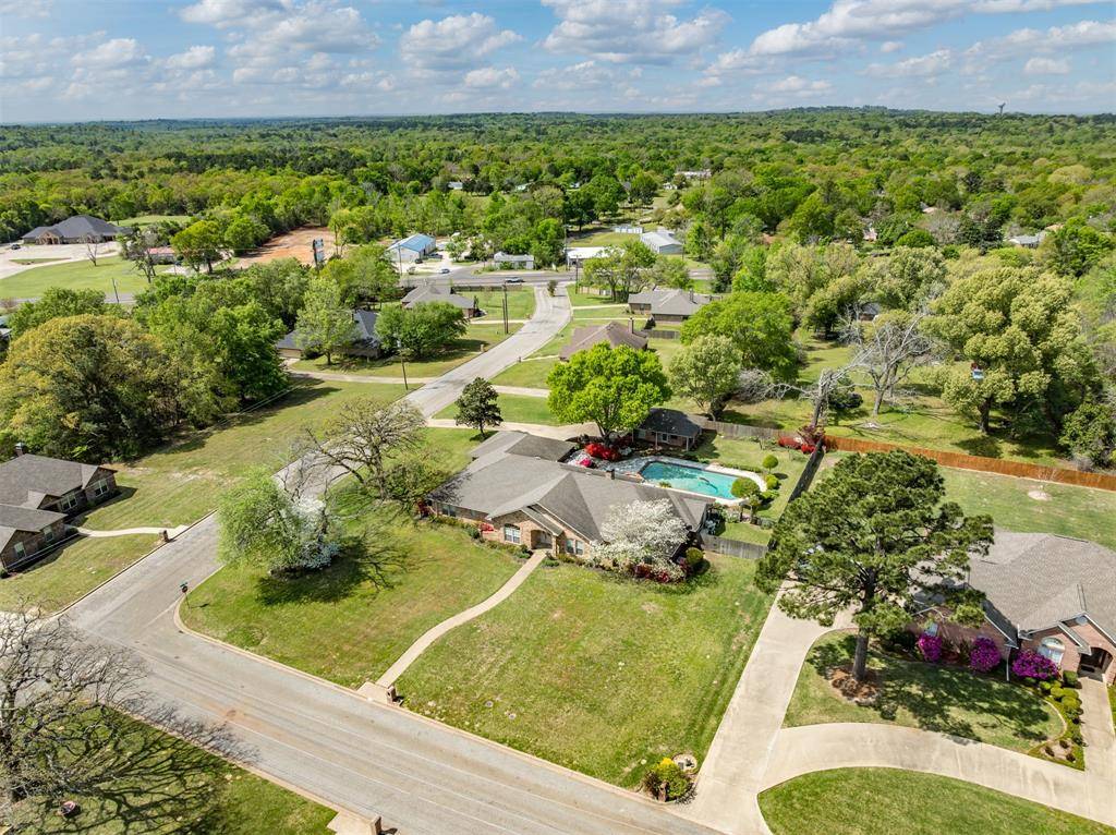 Palestine, TX 75801,101 Bent Tree Drive