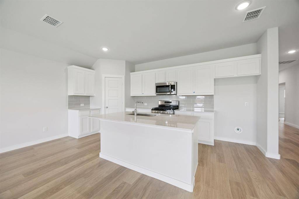 Forney, TX 75126,1948 Callington Way