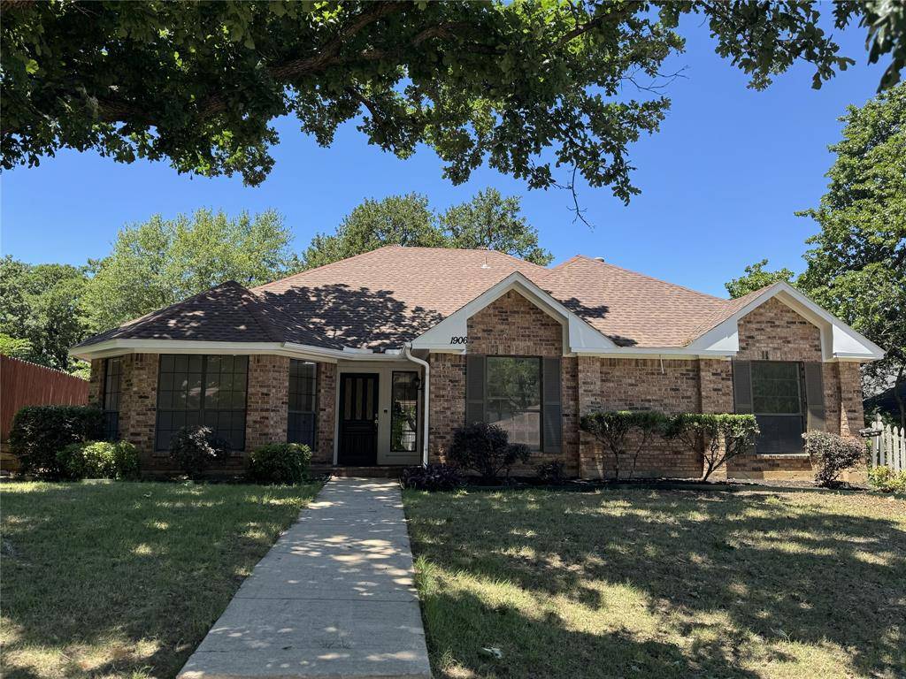 1906 Buffalo Bend Drive, Lewisville, TX 75067