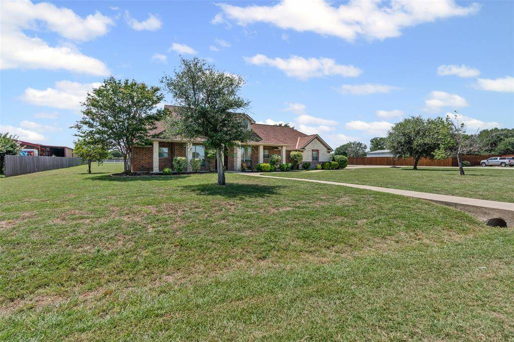 Fort Worth, TX 76135,6009 Feather Wind Way