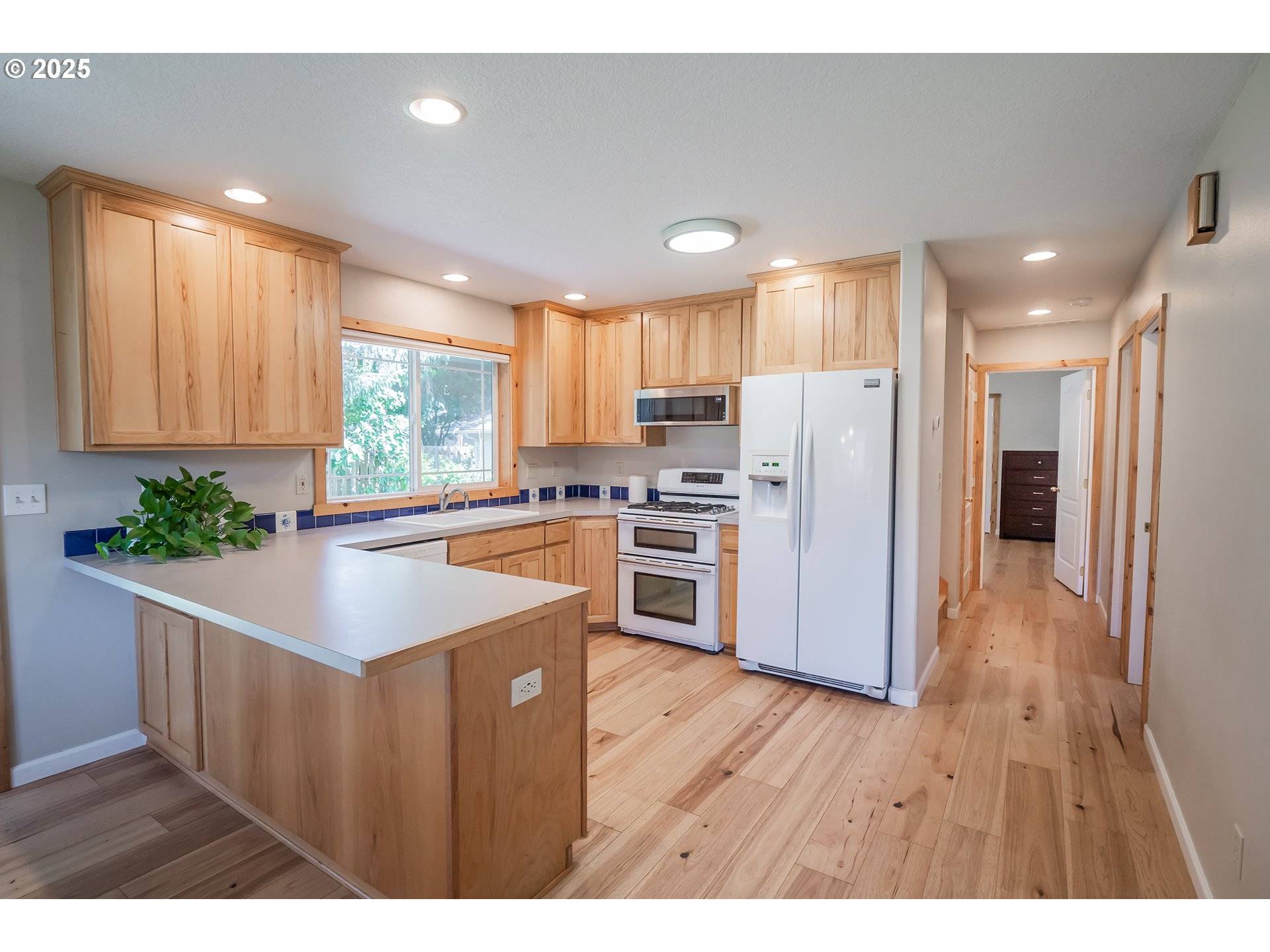 Lyons, OR 97358,1201 JUNIPER CT
