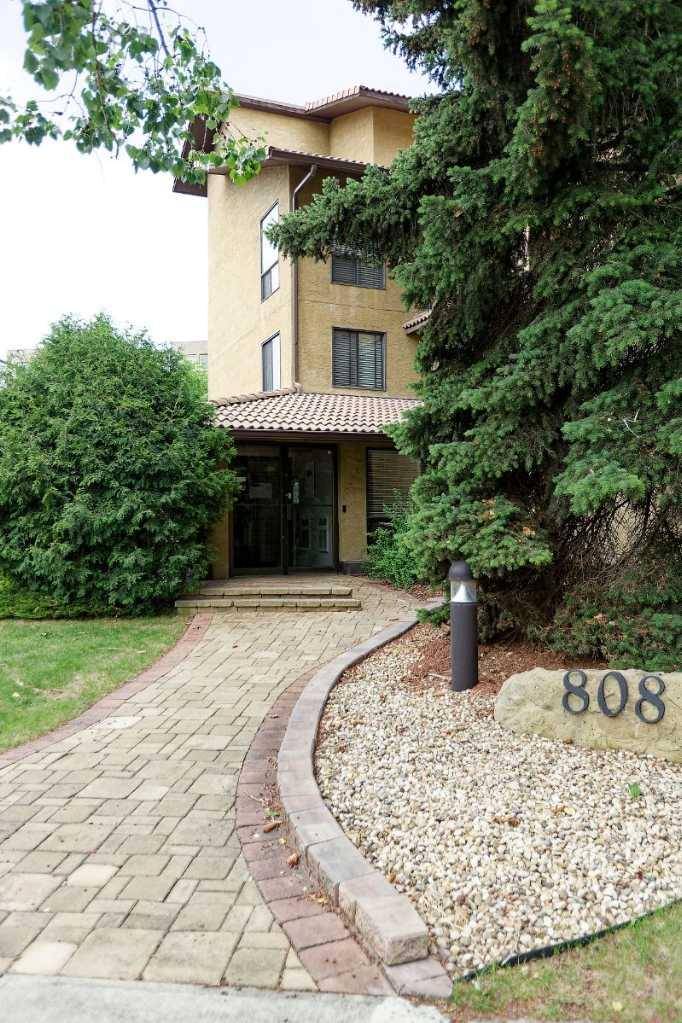 Calgary, AB T2N0M8,808 4 AVE Northwest #100