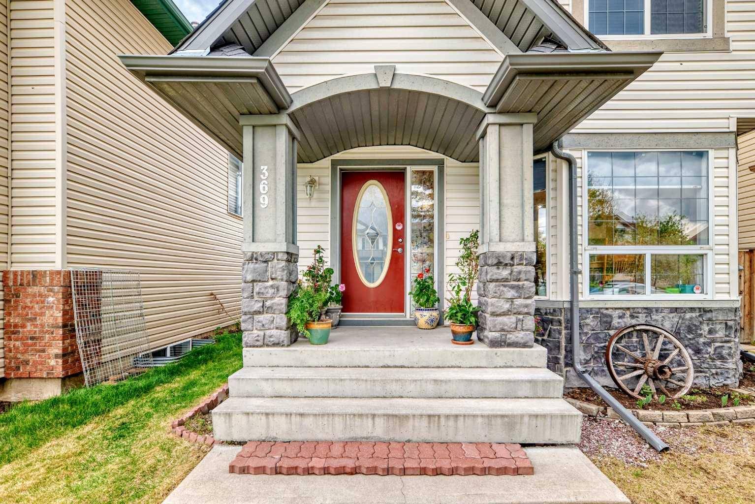 Calgary, AB T3J 4S2,369 Taradale DR NE