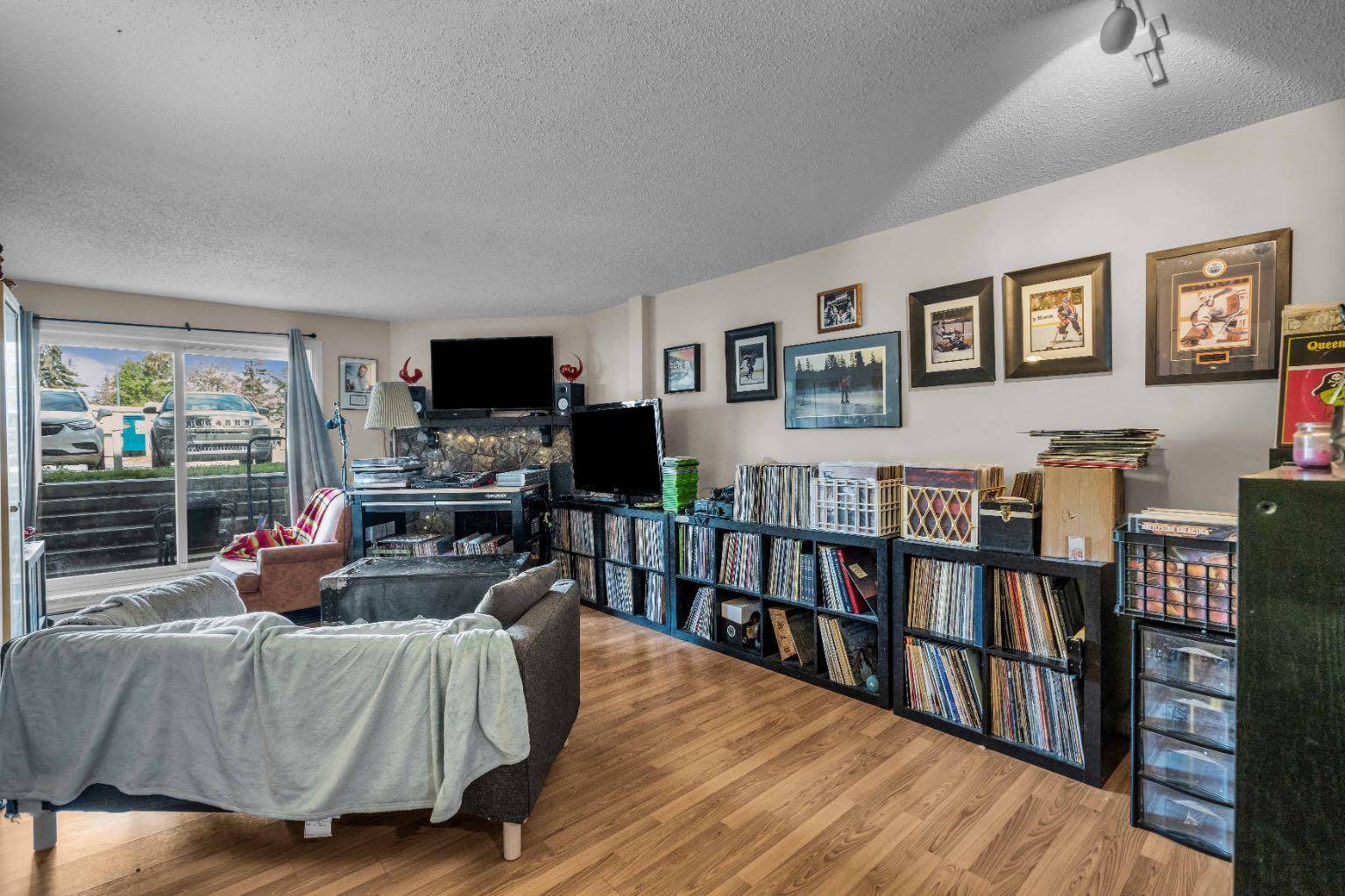 Calgary, AB T3E 6T7,80 Glamis DR Southwest #3108