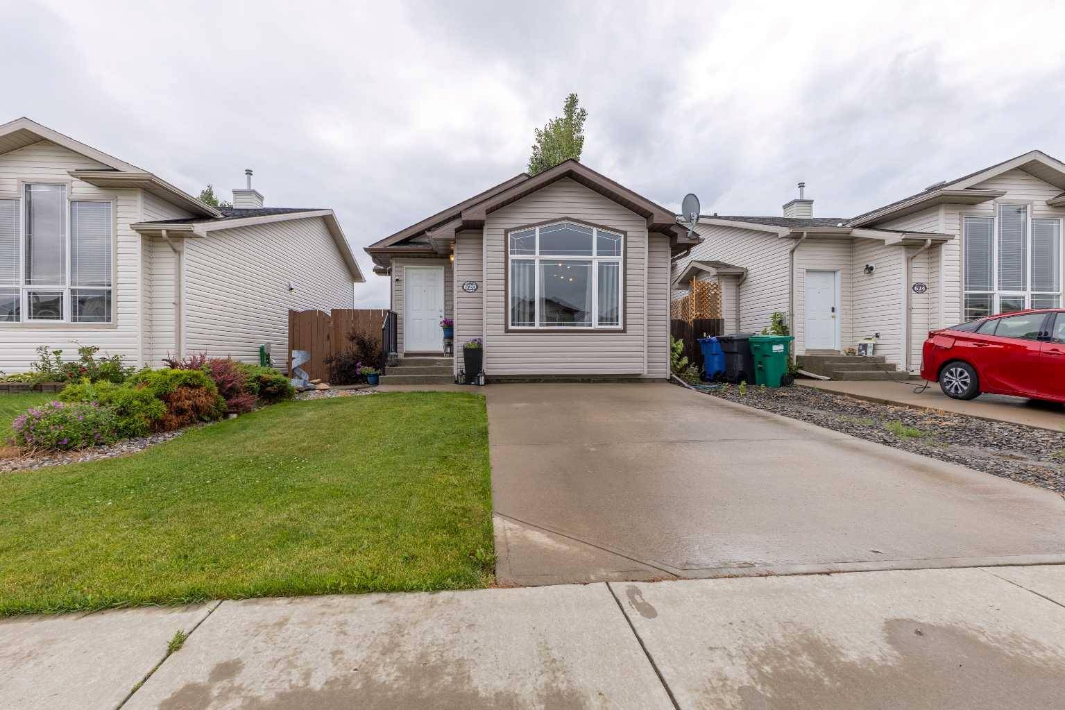 620 Aberdeen CRES W, Lethbridge, AB T1J 5A9