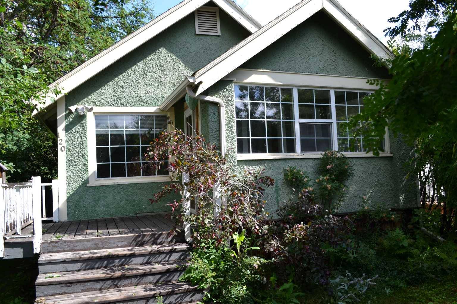 120 8 AVE Northwest, Calgary, AB T2M 0A4
