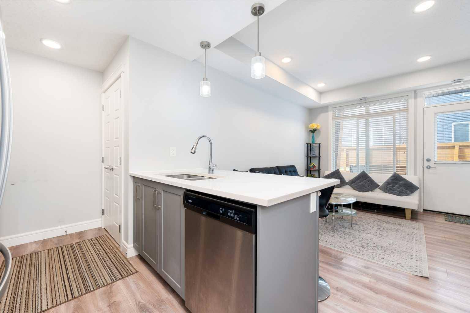 Calgary, AB T3J0Y3,156 Savanna NE