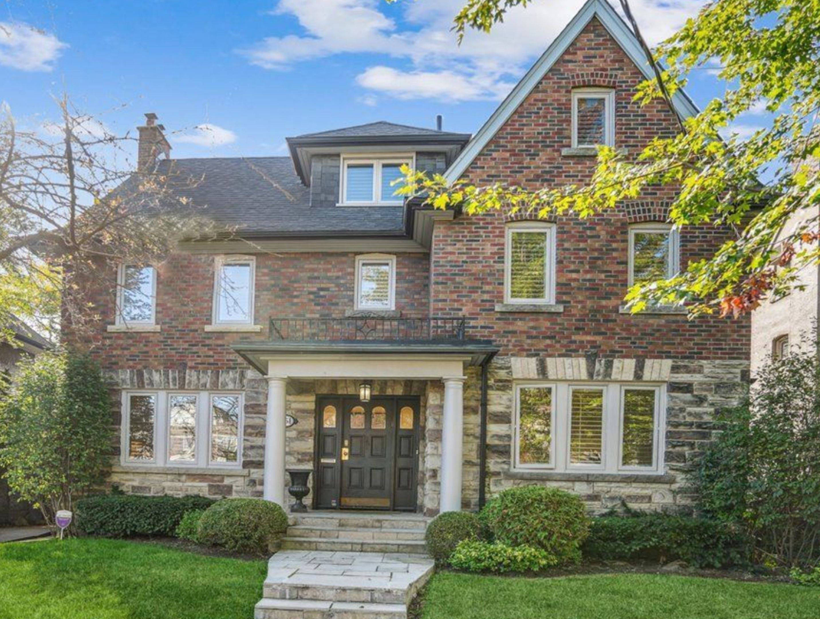 251 Lytton BLVD, Toronto C04, ON M5N 1R7