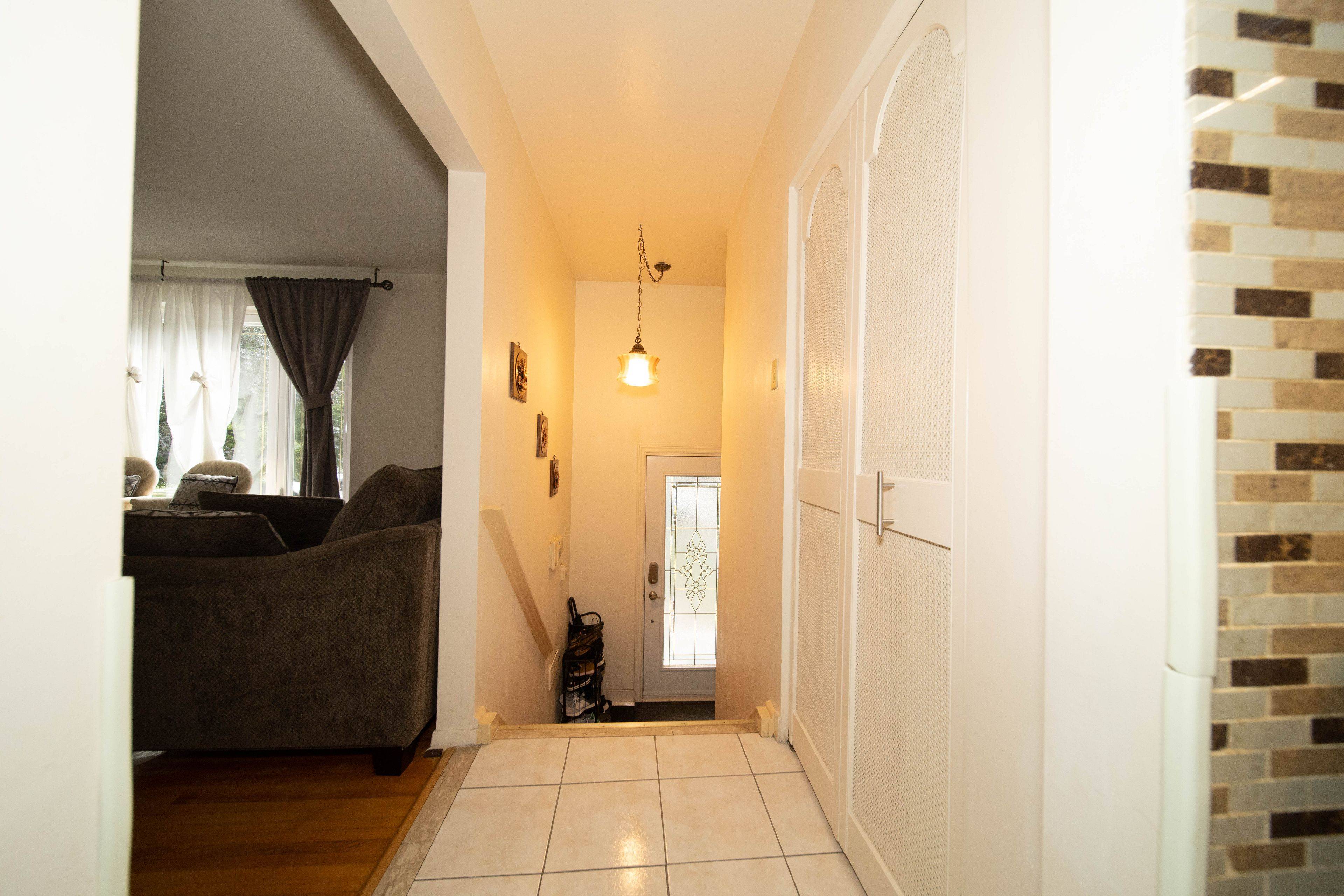 Toronto C07, ON M2R 2X7,31 REGATTA CRES CRES E