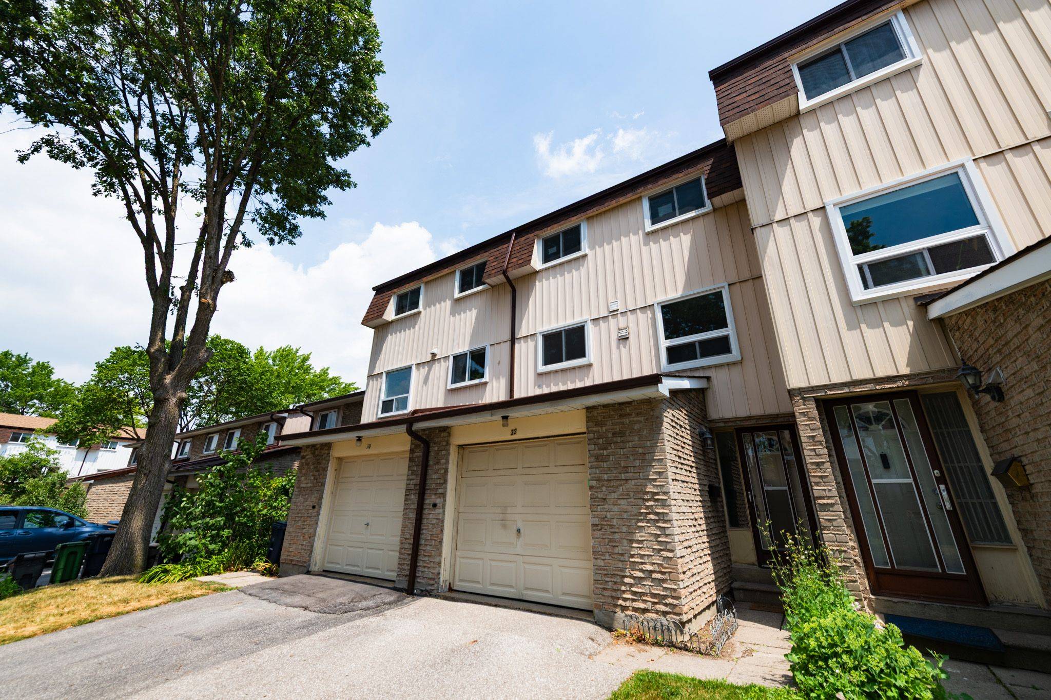 Toronto E05, ON M1W 2M8,44 Chester Le BLVD #32