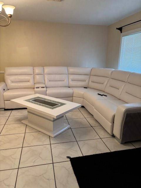 Lake Worth, FL 33463,5732 Mels Way