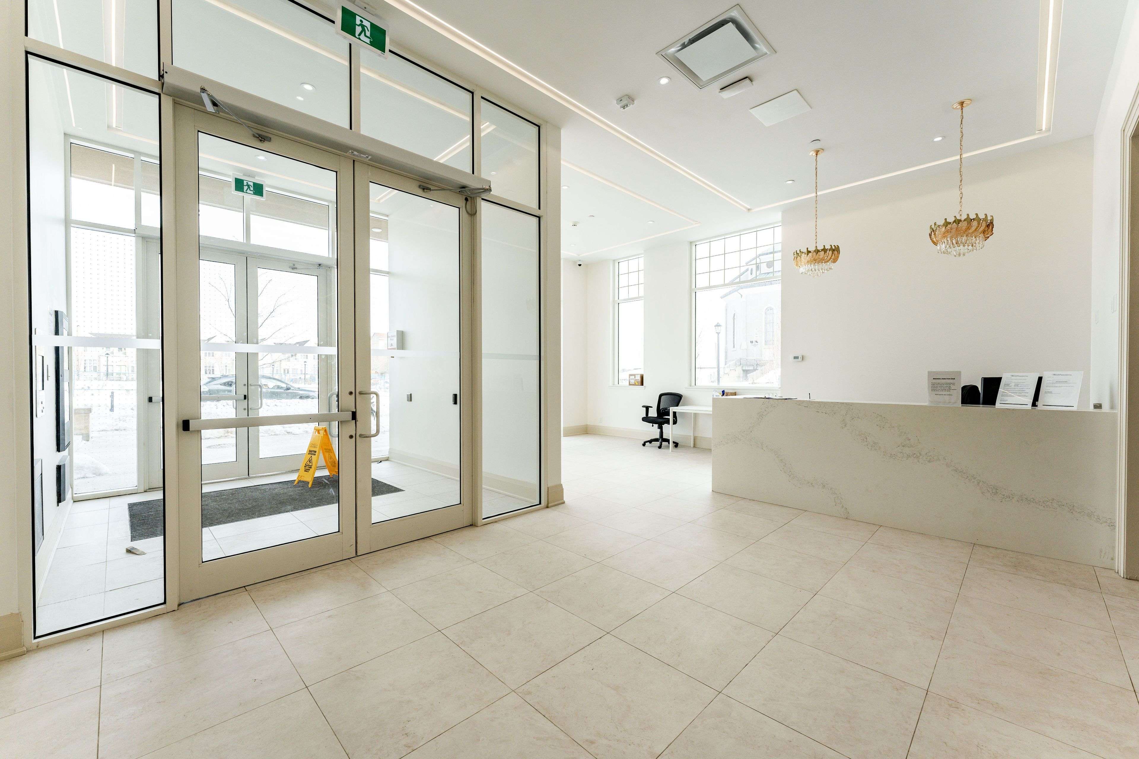 Markham, ON L6C 3L8,101 Cathedral High ST #PH20