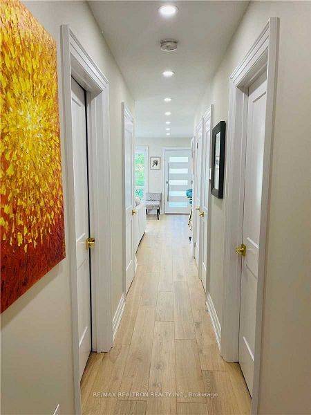Innisfil, ON L9S 4L2,771 Cedarvale DR #Main