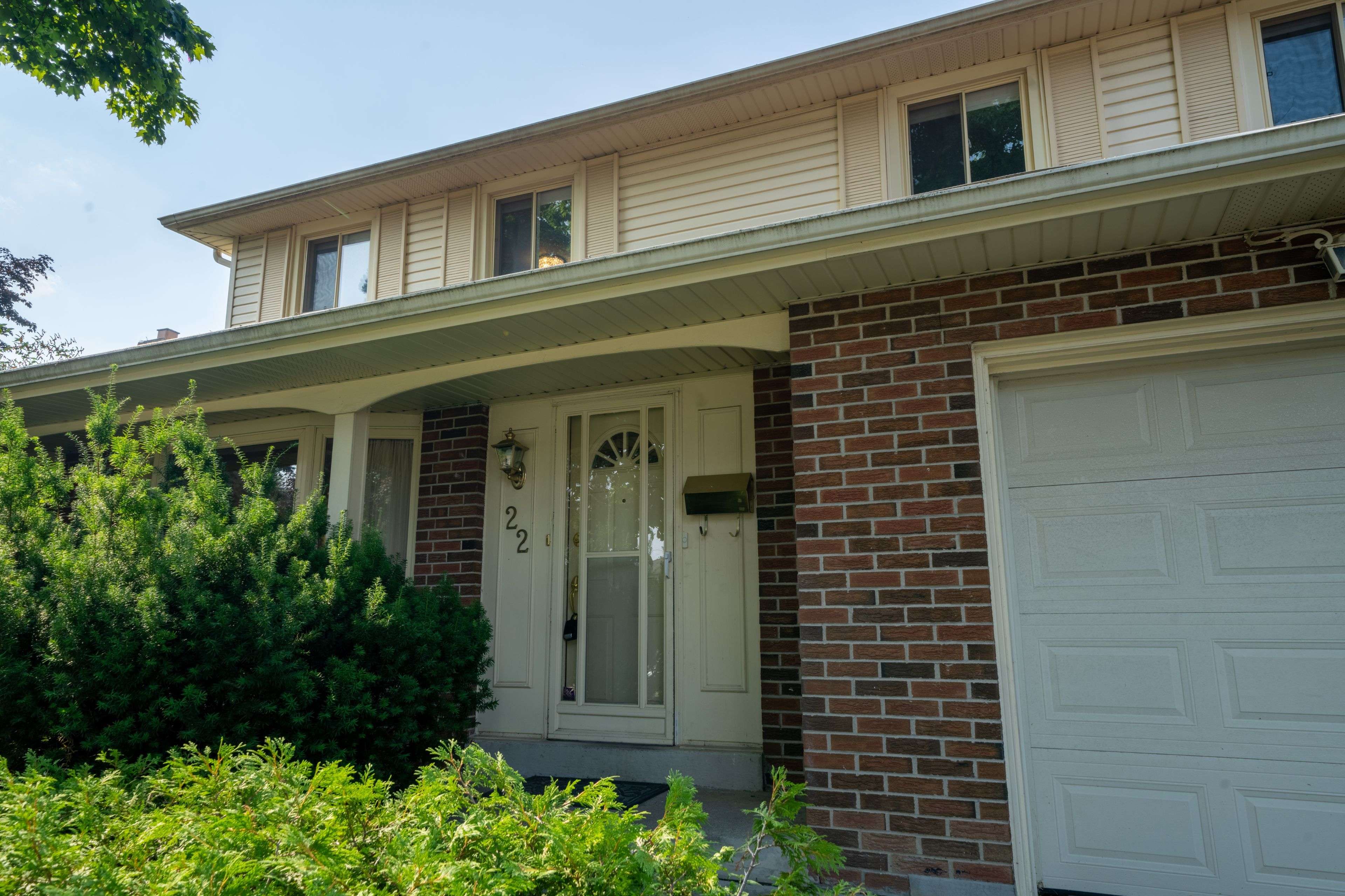 Markham, ON L3T 3T2,22 Silver Aspen DR