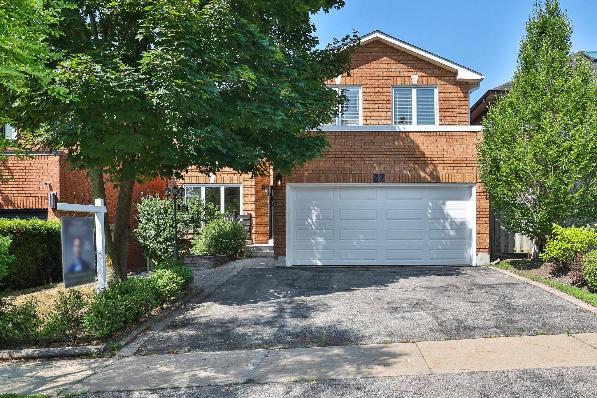 Vaughan, ON L4J 4S2,27 Green Acres RD