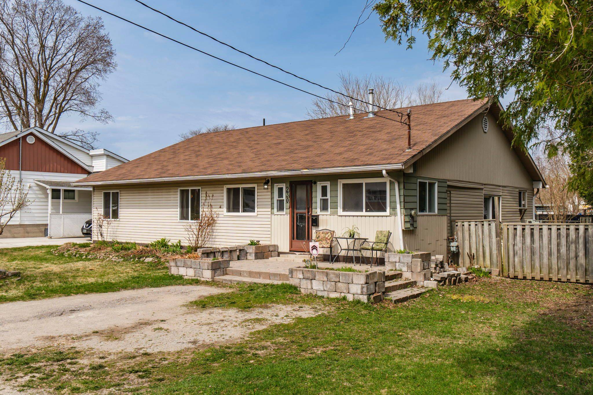 Midland, ON L4R 1Y4,230 Elizabeth ST
