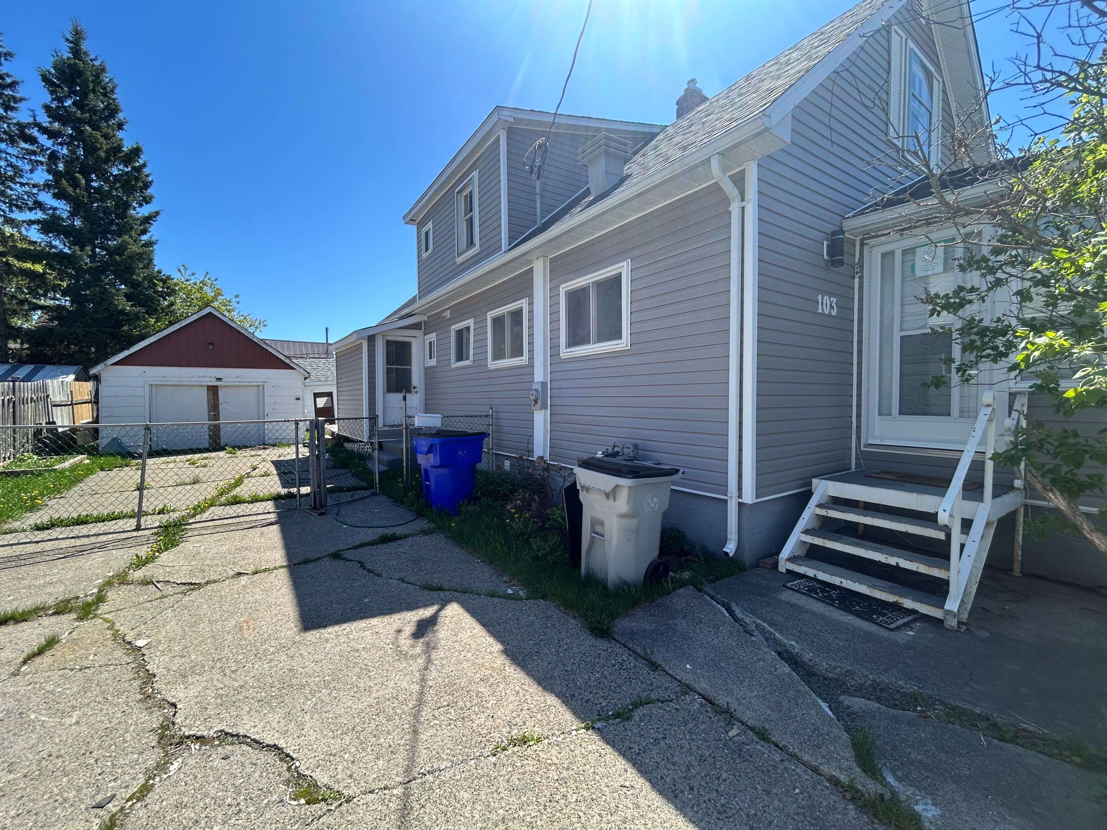 Timmins, ON P0N 1H0,103 Dome AVE
