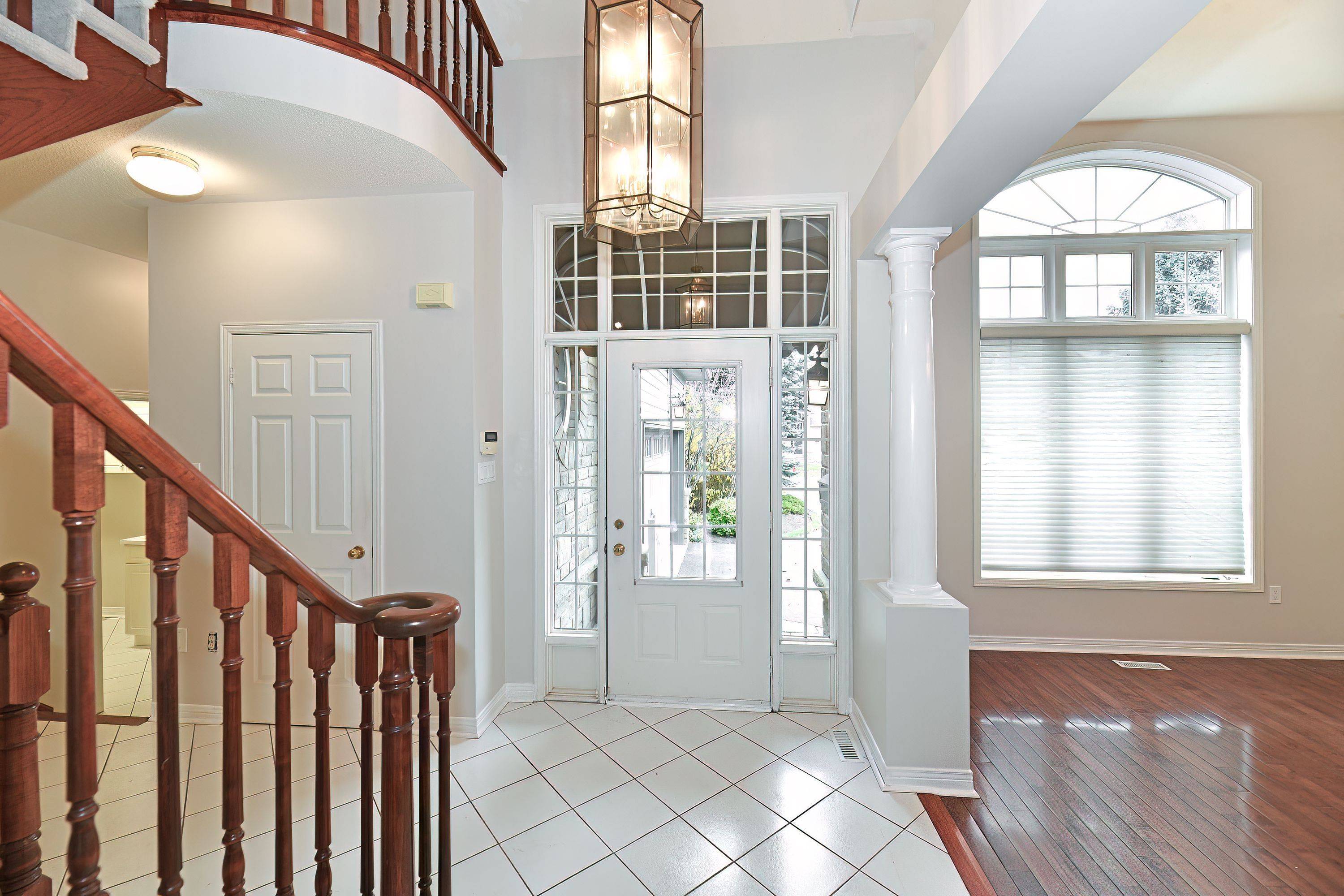 Burlington, ON L7M 4P9,2228 Turnberry RD #5