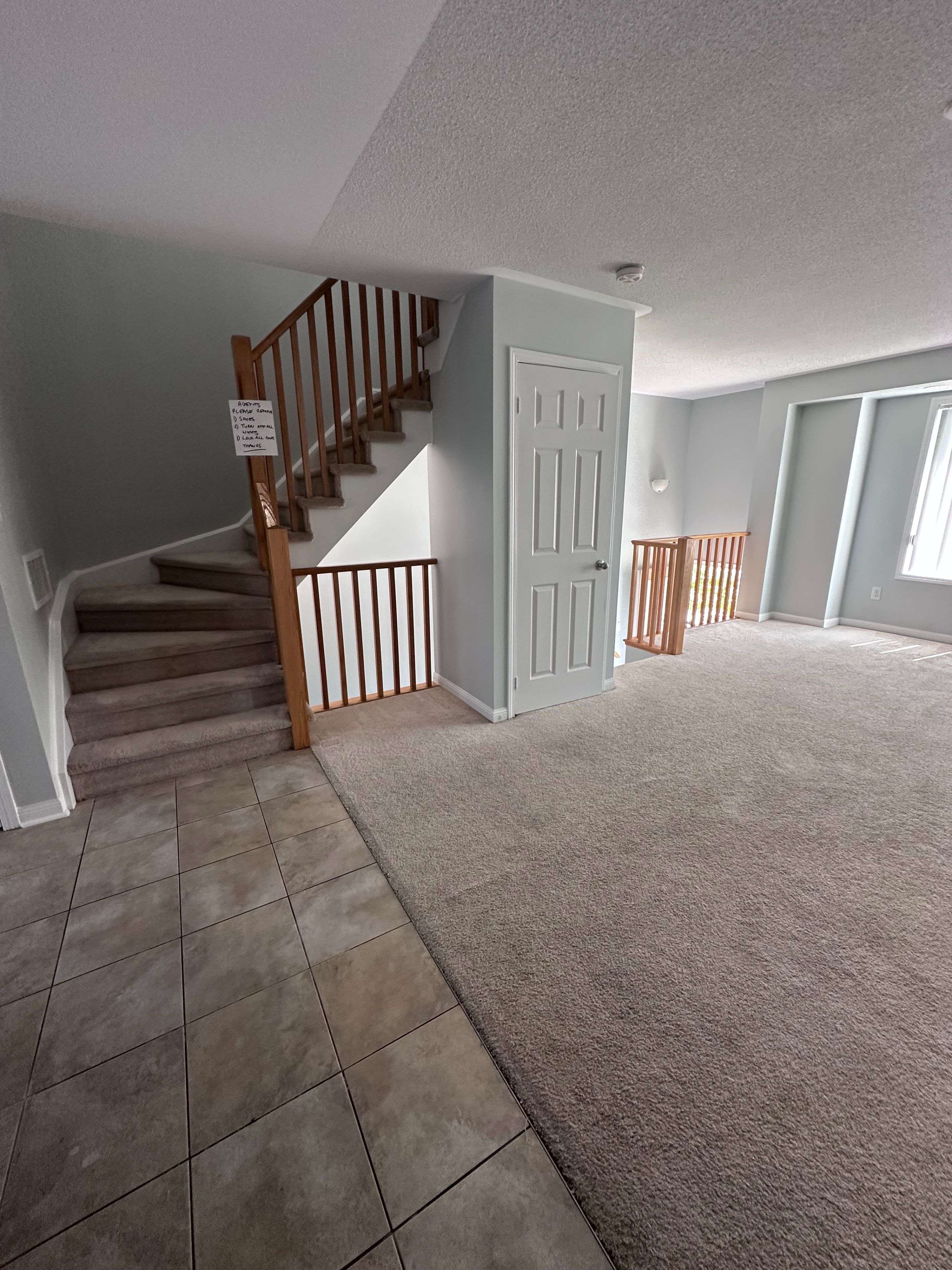 Mississauga, ON L5M 0S3,2895 Hazelton PL #7