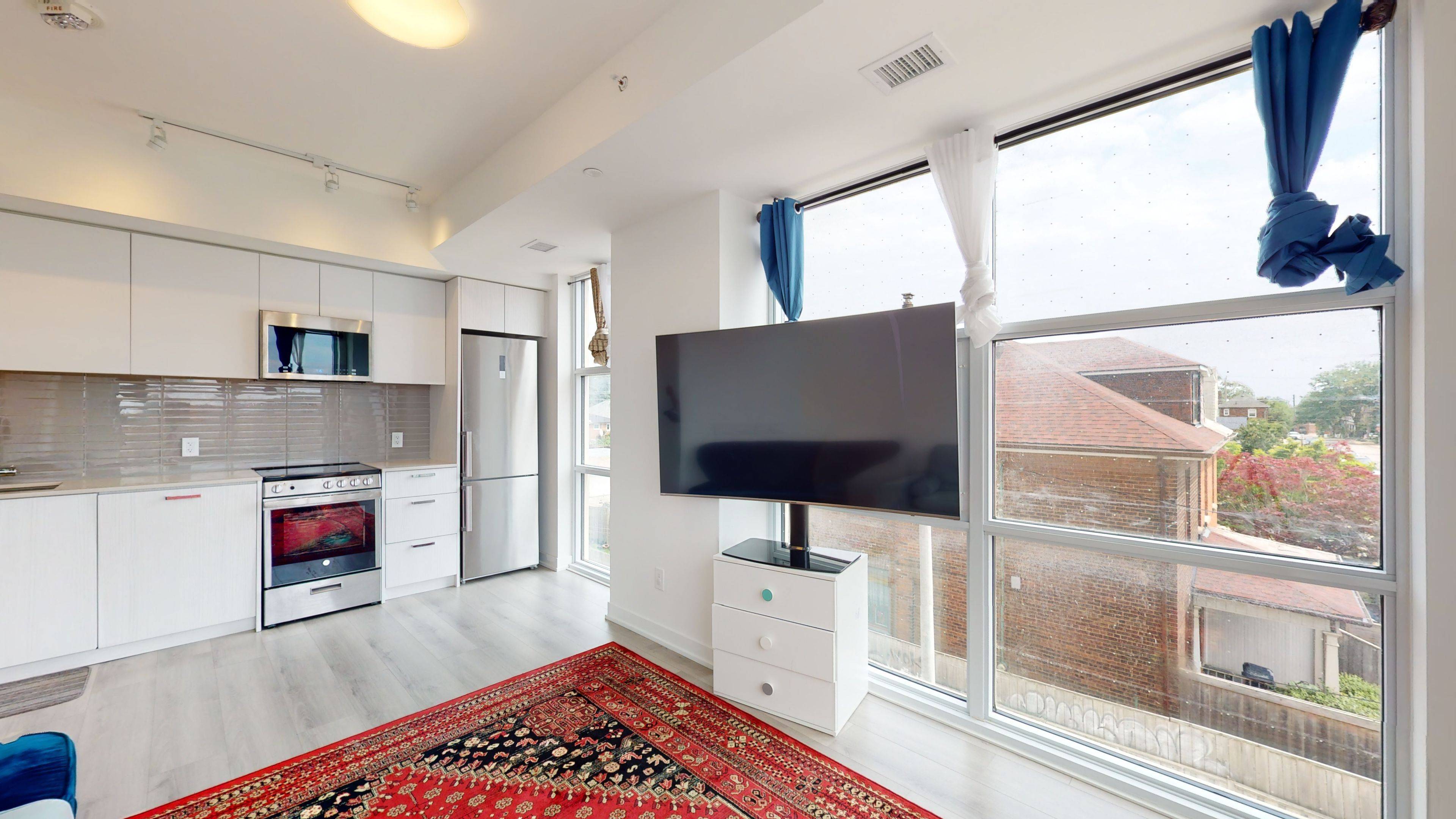 Toronto W03, ON M6N 0B7,1787 St. Clair AVE W #309