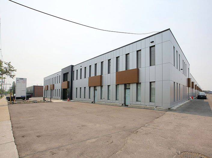 120 Norfinch DR #9, Toronto W05, ON M3N 1X3
