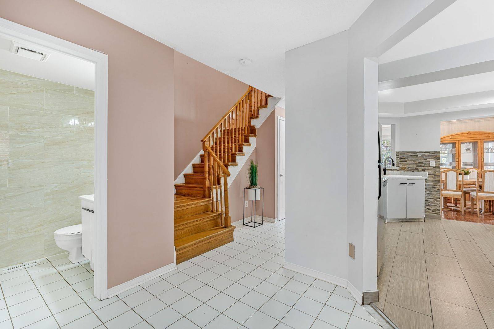 Mississauga, ON L4Z 3R1,5547 Cortina CRES