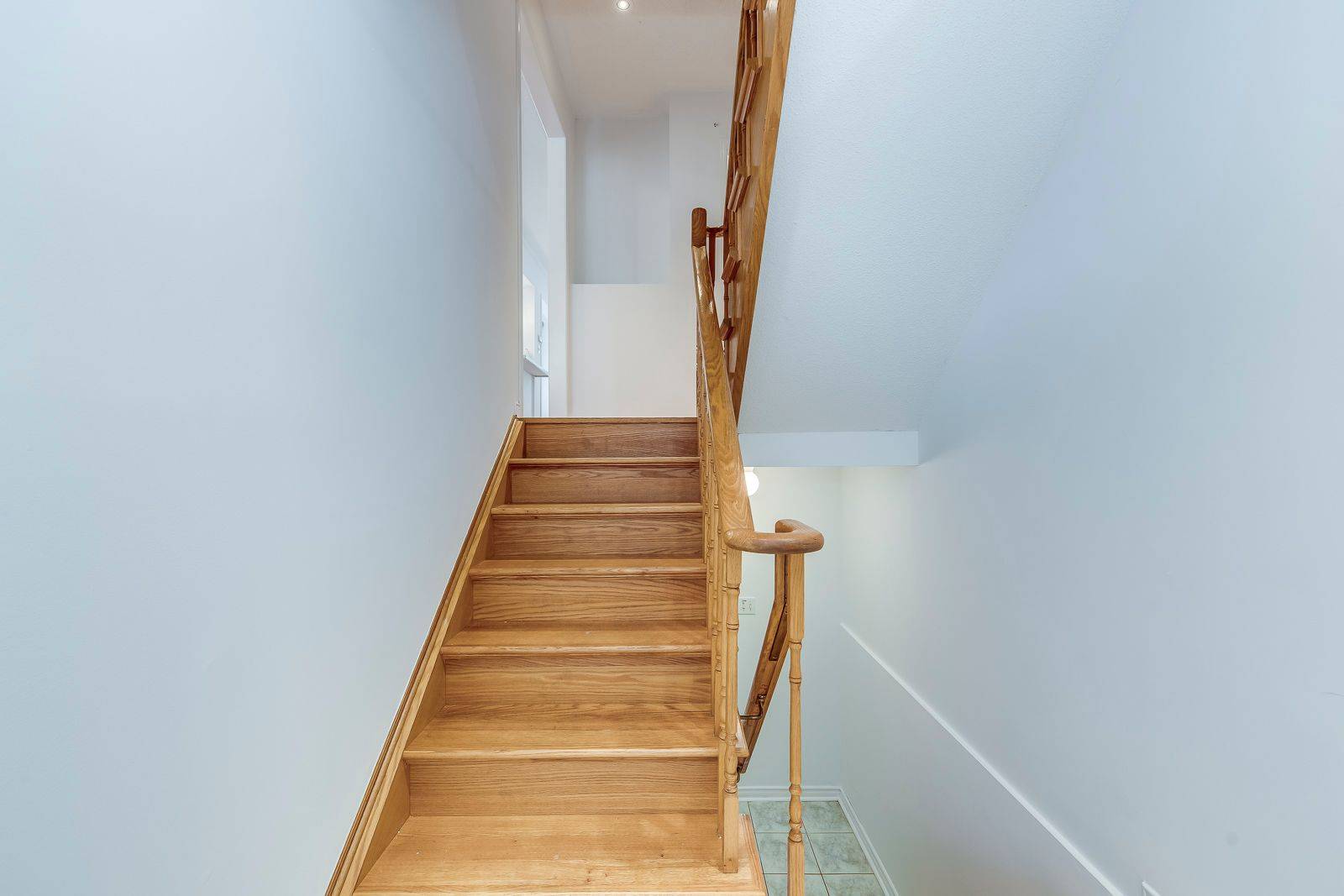 Mississauga, ON L5M 6G1,1591 South Parade CT #27