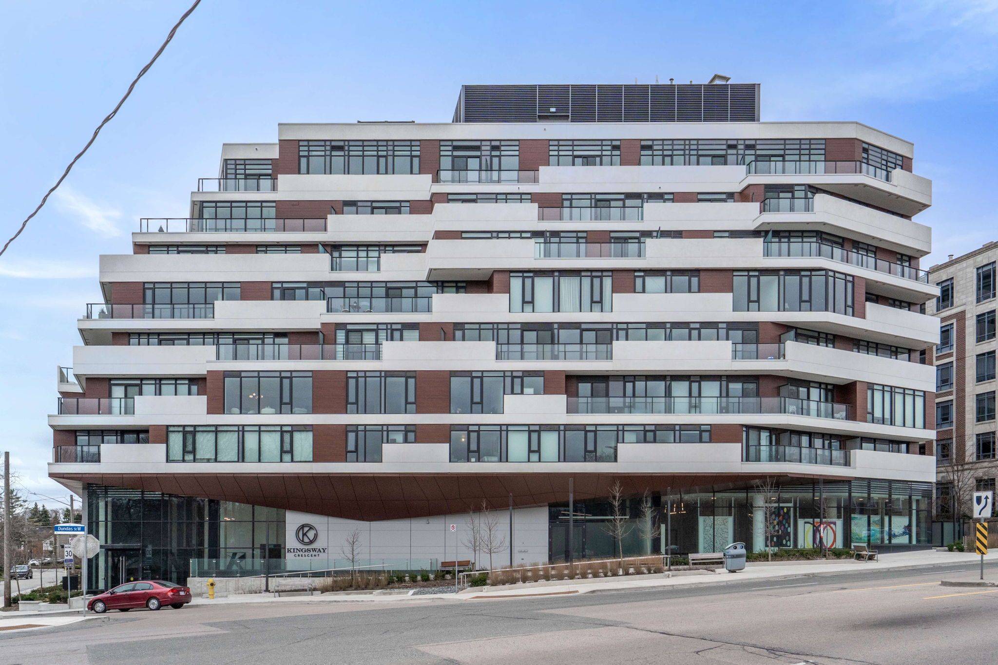 160 Kingsway CRES #416, Toronto W08, ON M8X 2S4