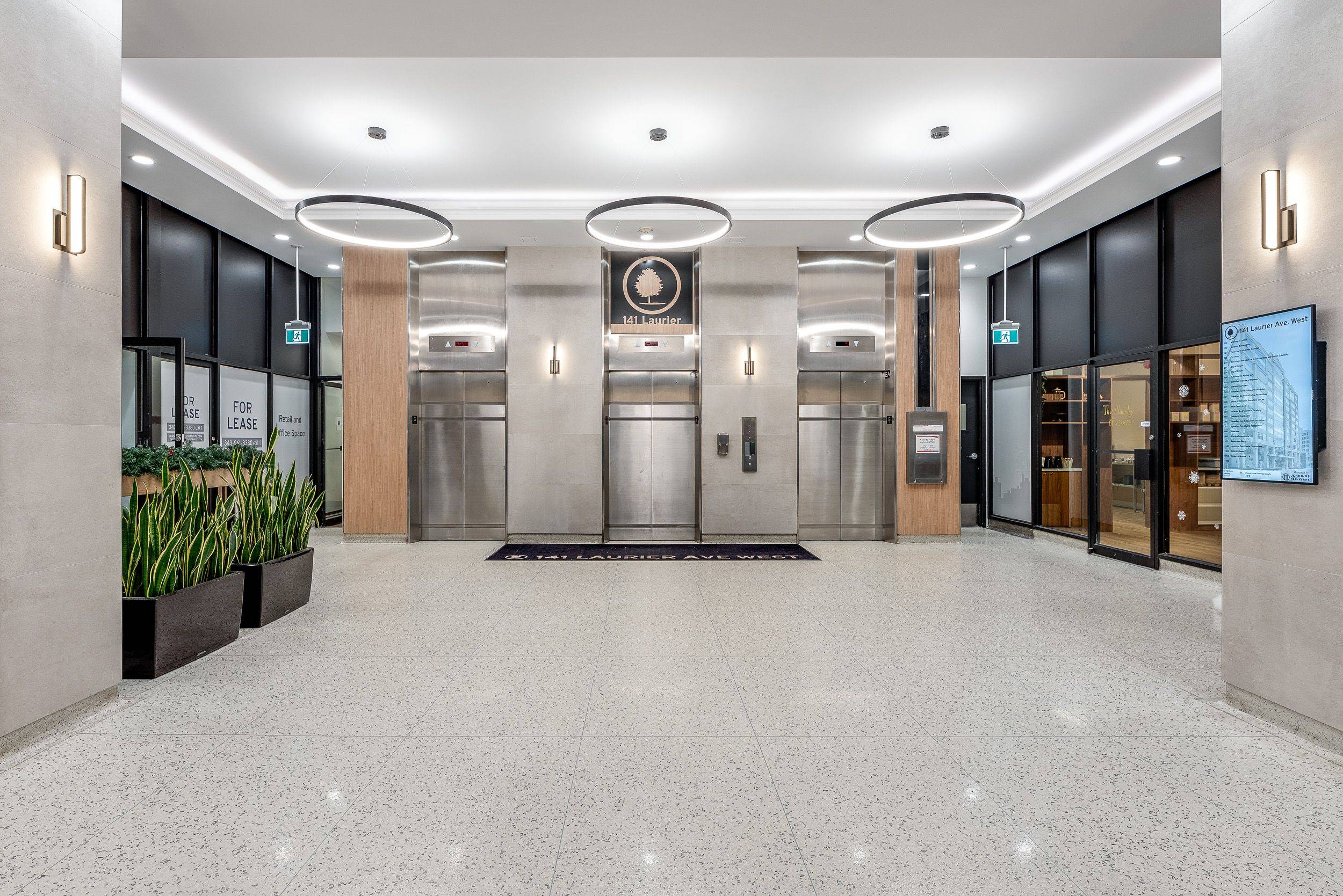 Ottawa Centre, ON K1P 5J3,141 Laurier AVE W #101