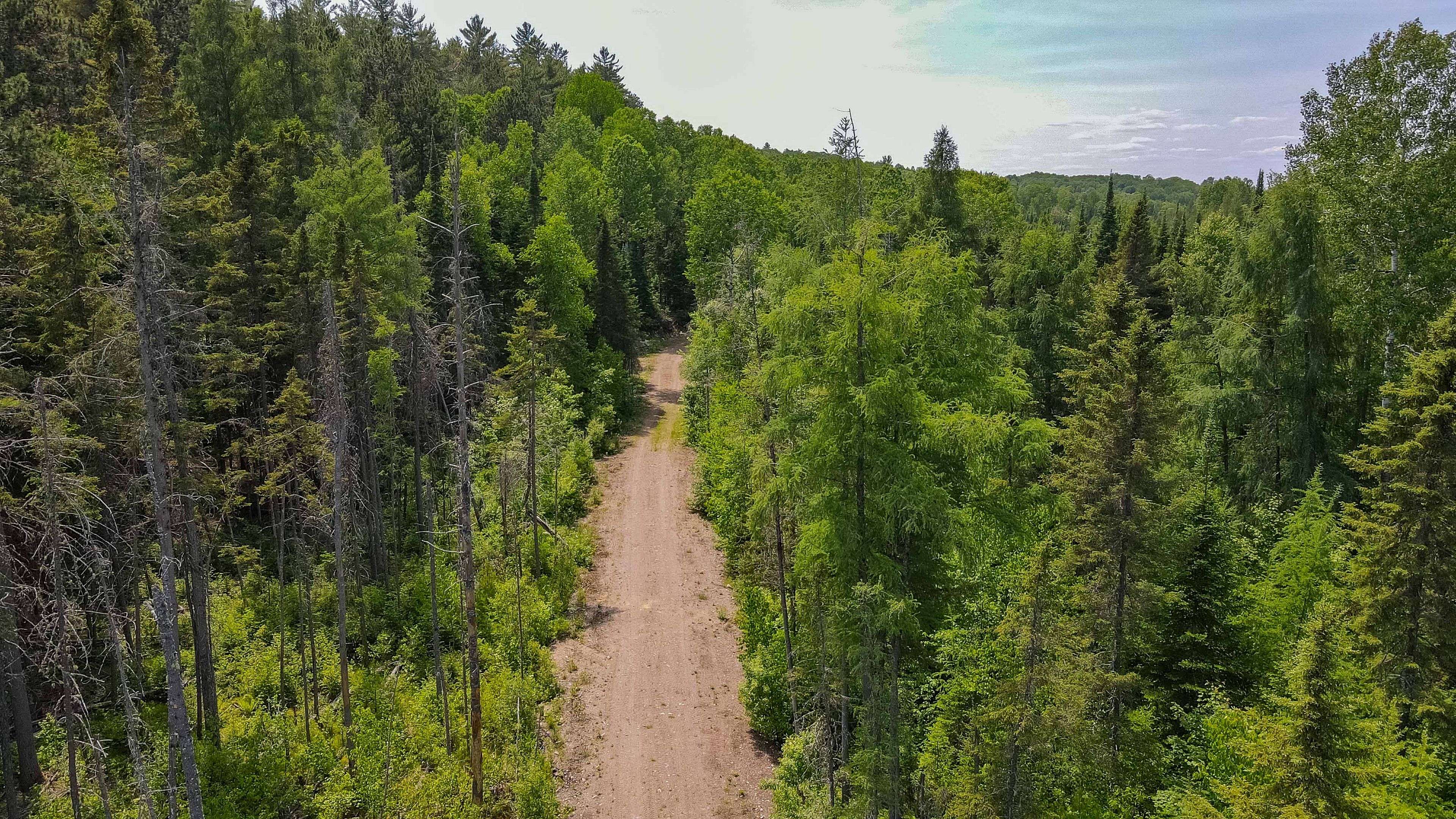 00 Airport RD,  Madawaska Valley,  ON K0J 1B0
