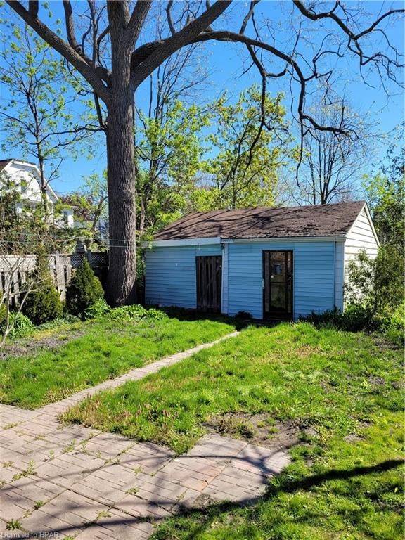 London East, ON N6B 2S2,190 Colborne ST