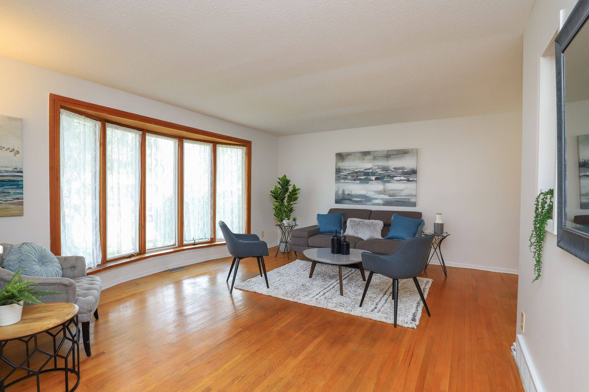 Cityview - Parkwoods Hills - Rideau Shore, ON K2E 5S2,45 Keewatin CRES