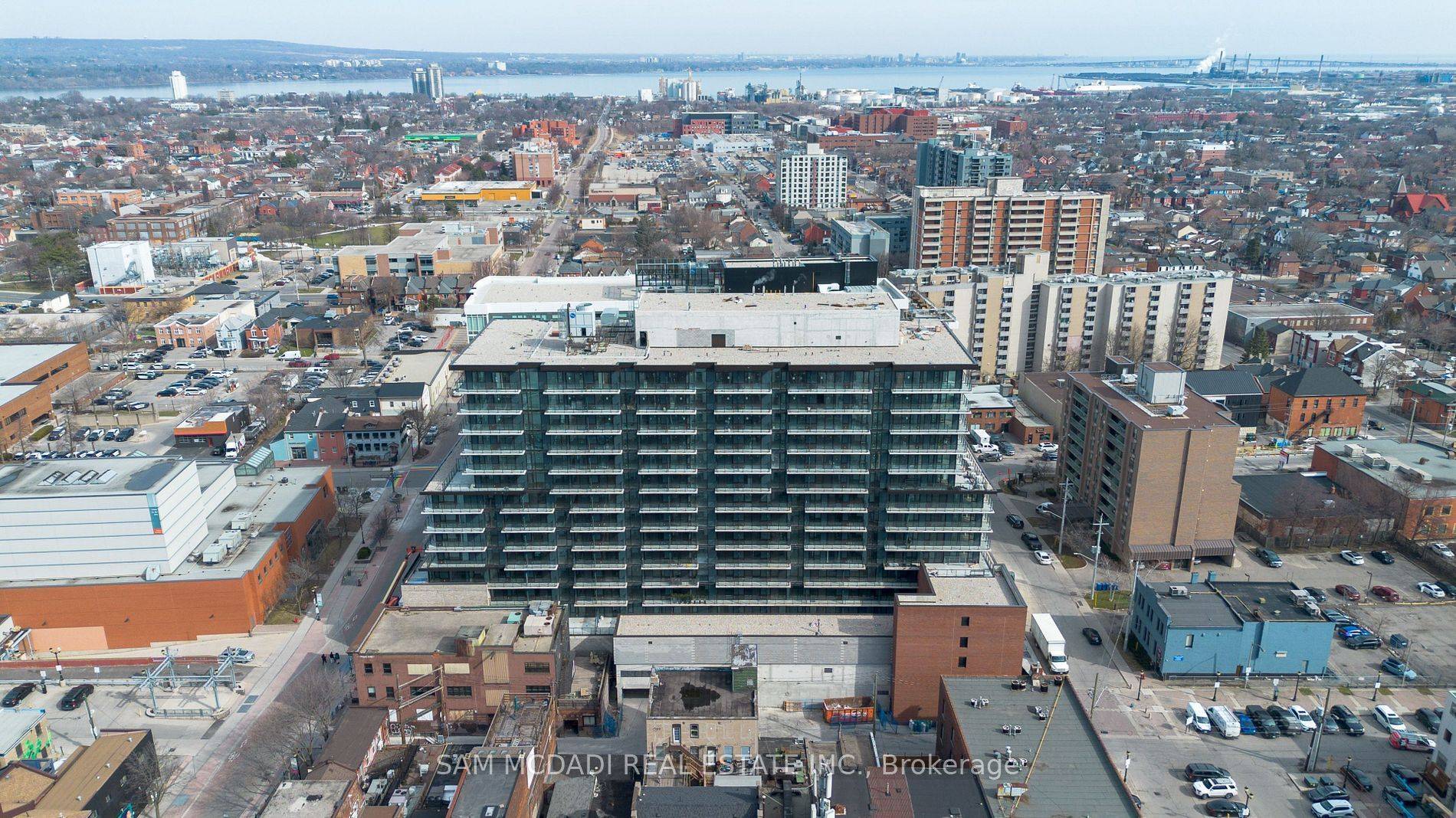 1 Jarvis ST #1011, Hamilton, ON L8R 3J2