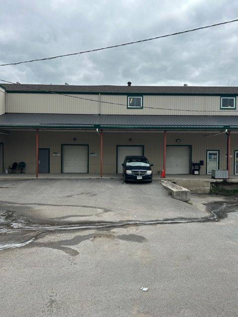 Peterborough Central, ON K9J 5R2,910 HIGH ST #7
