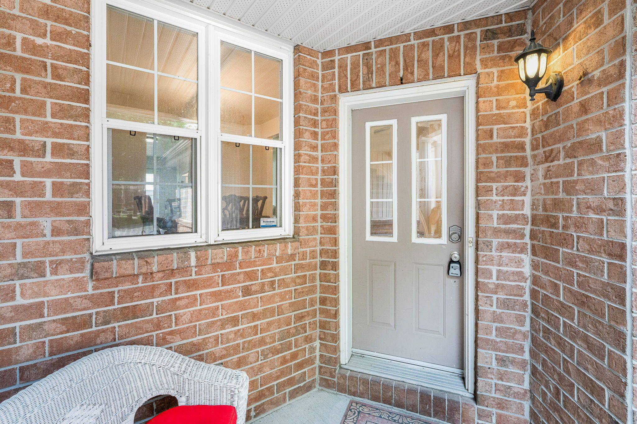 Kanata, ON K2K 3M4,44 Tobermory CRES