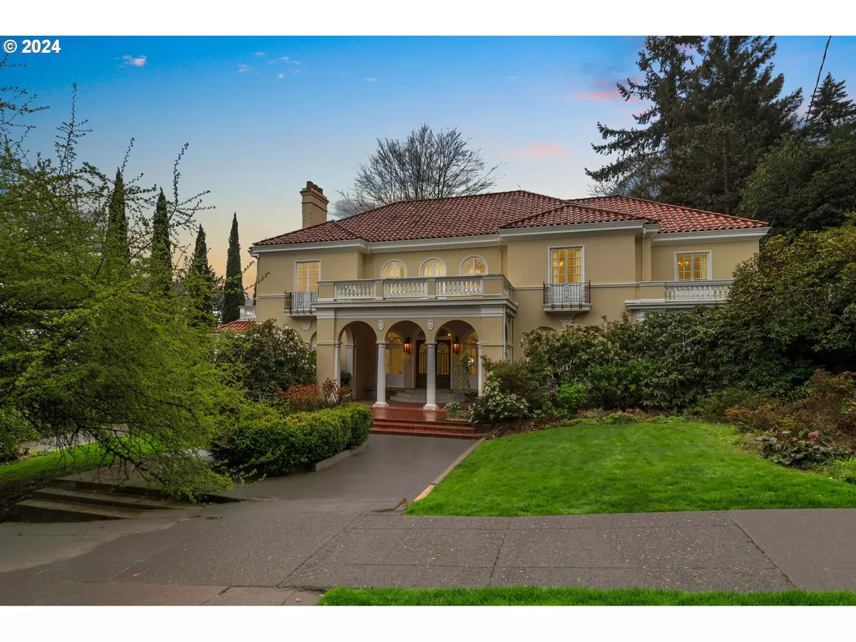 Portland, OR 97205,2400 SW PARK PL