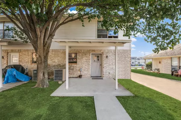 Denton, TX 76207,3309 Fallmeadow Street