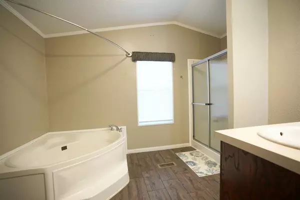 Tyler, TX 75708,11300 hwy 271 #368