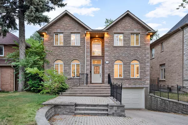 371 Hollywood AVE, Toronto C14, ON M2N 3L3