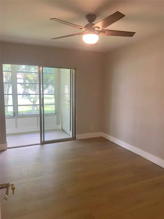 Pembroke Pines, FL 33027,151 SW 134th Way #205