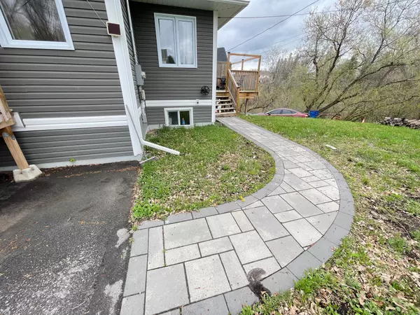 Temiskaming Shores, ON P0J 1P0,116 Paget ST N
