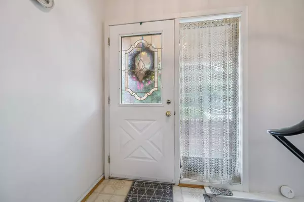 Mississauga, ON L5N 1P3,2529 TRONDHEIM CRES