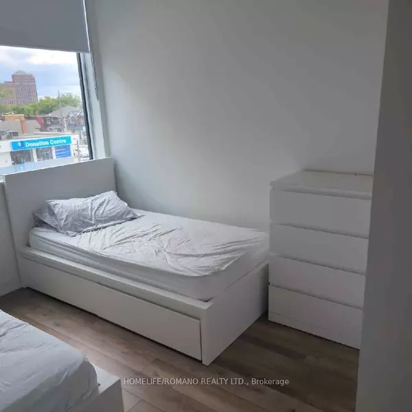 Toronto W03, ON M6N 0C1,1808 St Clair AVE W #315