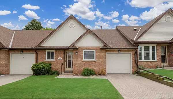 10 Wentworth DR #20, Grimsby, ON L3M 5G3