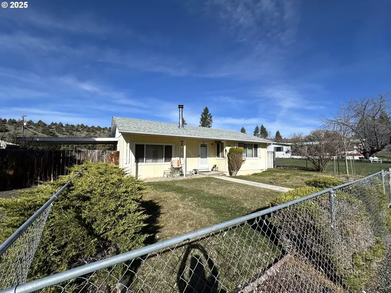 448 N Johnson, Prairie City, OR 97869