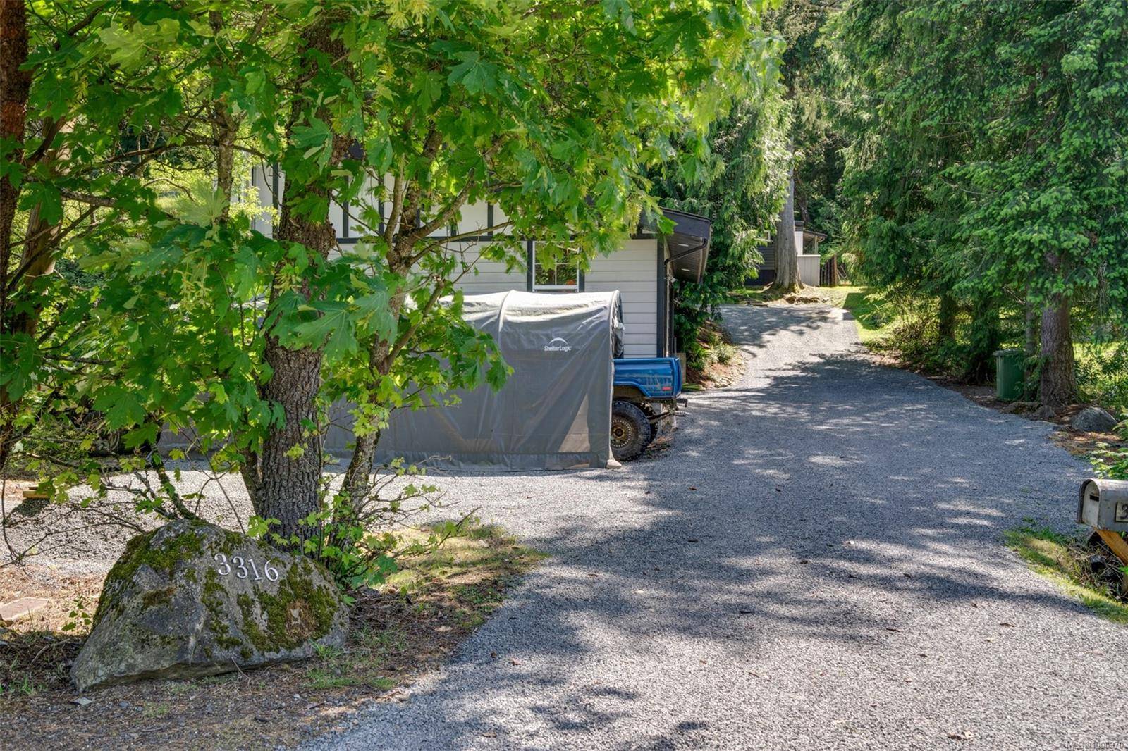 3316 Lodmell Rd, Langford, BC V9C 3E5