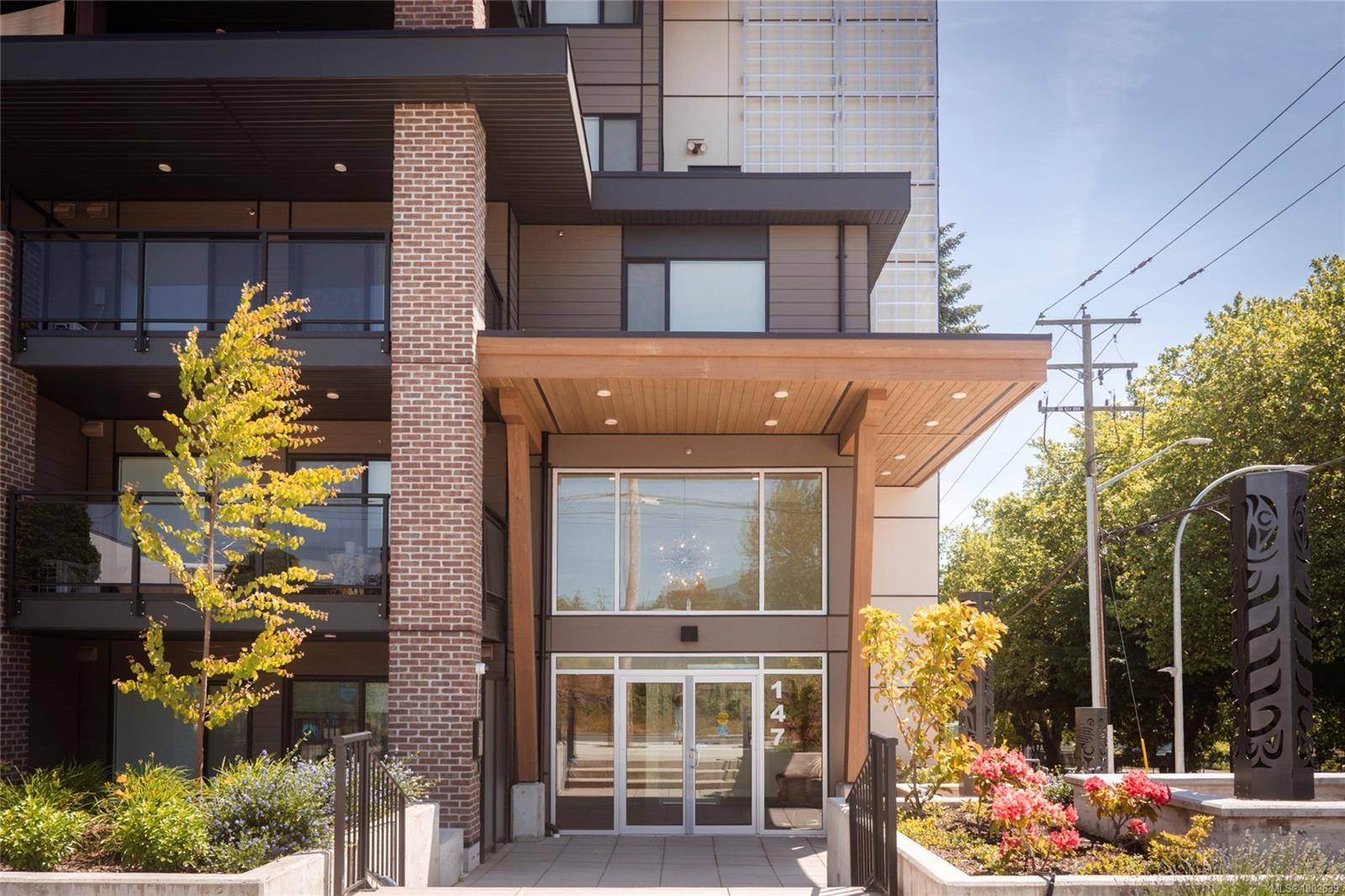 147 Haliburton St #503, Nanaimo, BC V9R 4V9